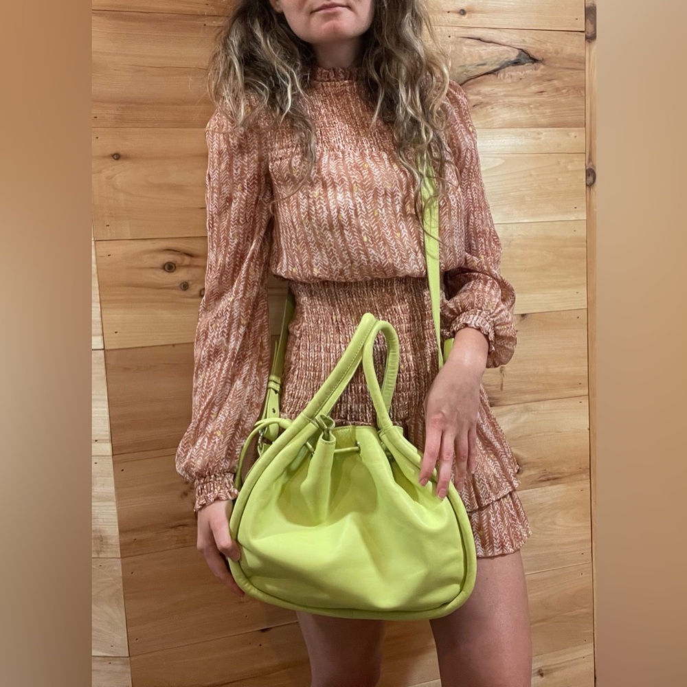 NWOT Vince Camuto Faslo Leather Bucket Satchel in Celery with Drawstring Closure - Picture 3 of 16